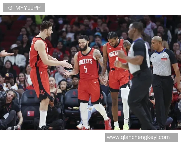 火箭队与雄鹿精彩对决集锦回顾展现篮球魅力与团队合作精神 火箭队与雄鹿精彩对决集锦回顾展现篮球魅力与团队合作精神